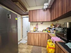 Redhill Forum (D3), Factory #457578211